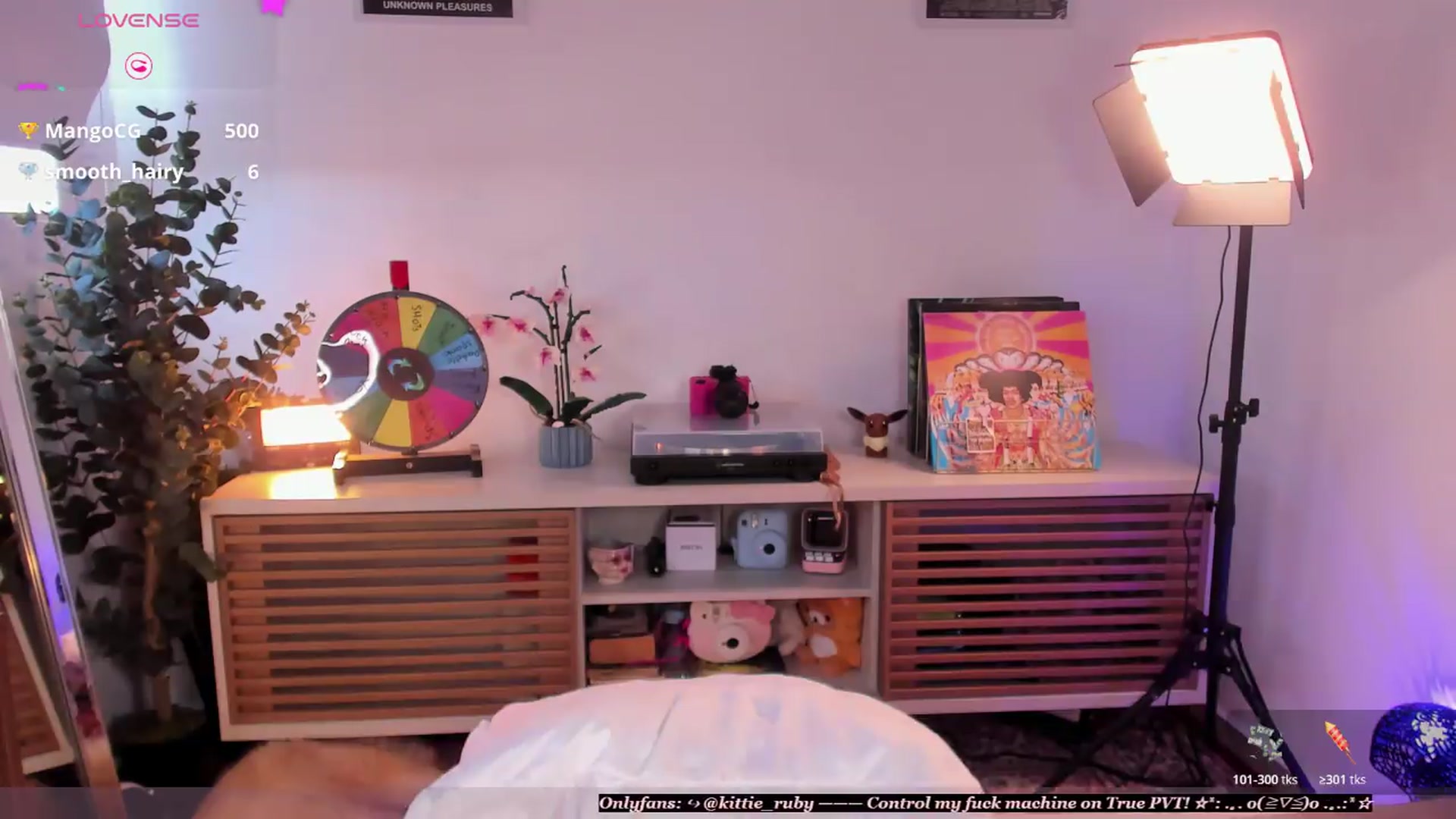 Gallery image thumbnail from kittieEVIL's myfreecams stream on, 06/25/2026, 20:33 image 9 of 20