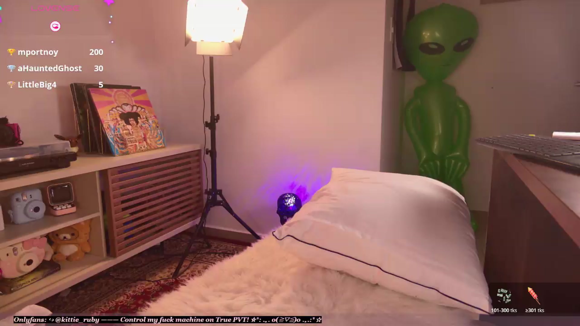 Gallery image thumbnail from kittieEVIL's myfreecams stream on, 06/28/2026, 20:36 image 19 of 20