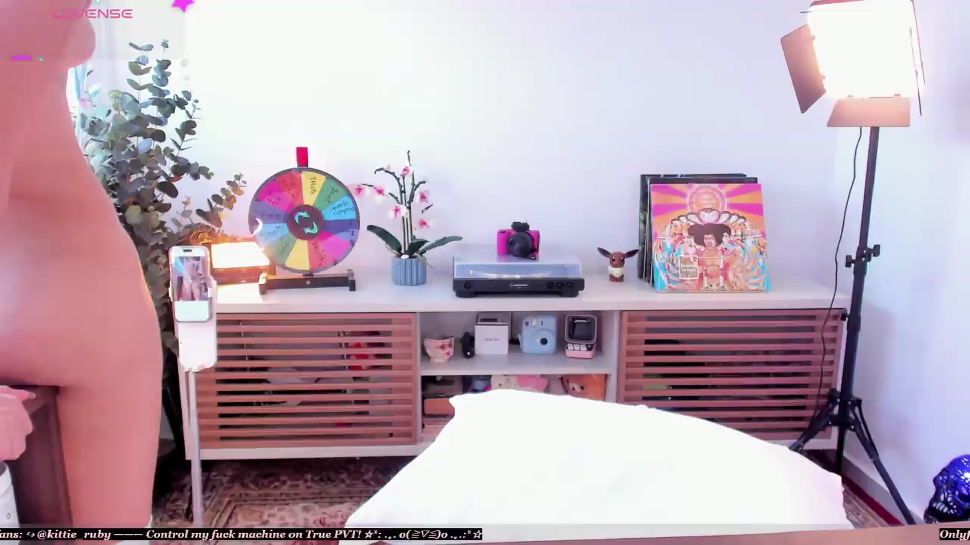 Gallery image thumbnail from kittieEVIL's myfreecams stream on, 06/29/2026, 18:02 image 2 of 20