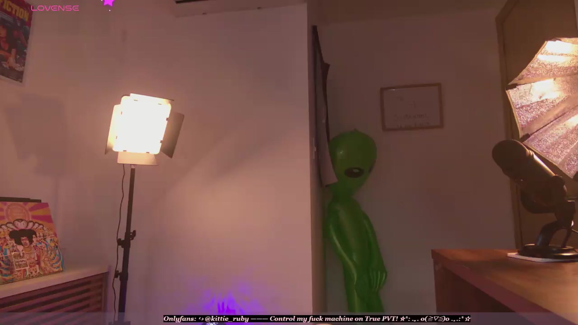 Gallery image thumbnail from kittieEVIL's myfreecams stream on, 07/02/2026, 18:14 image 11 of 20