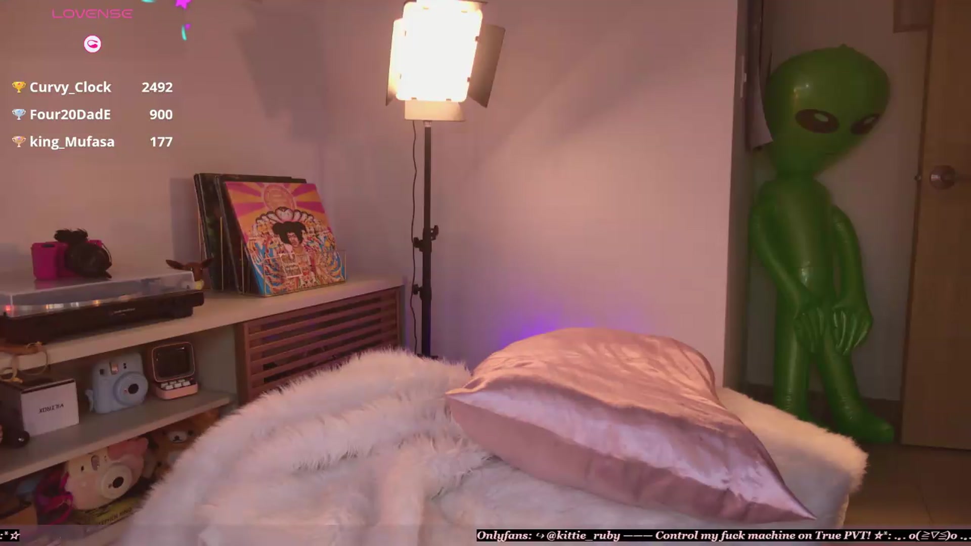 Gallery image thumbnail from kittieEVIL's myfreecams stream on, 07/05/2026, 18:00 image 12 of 20