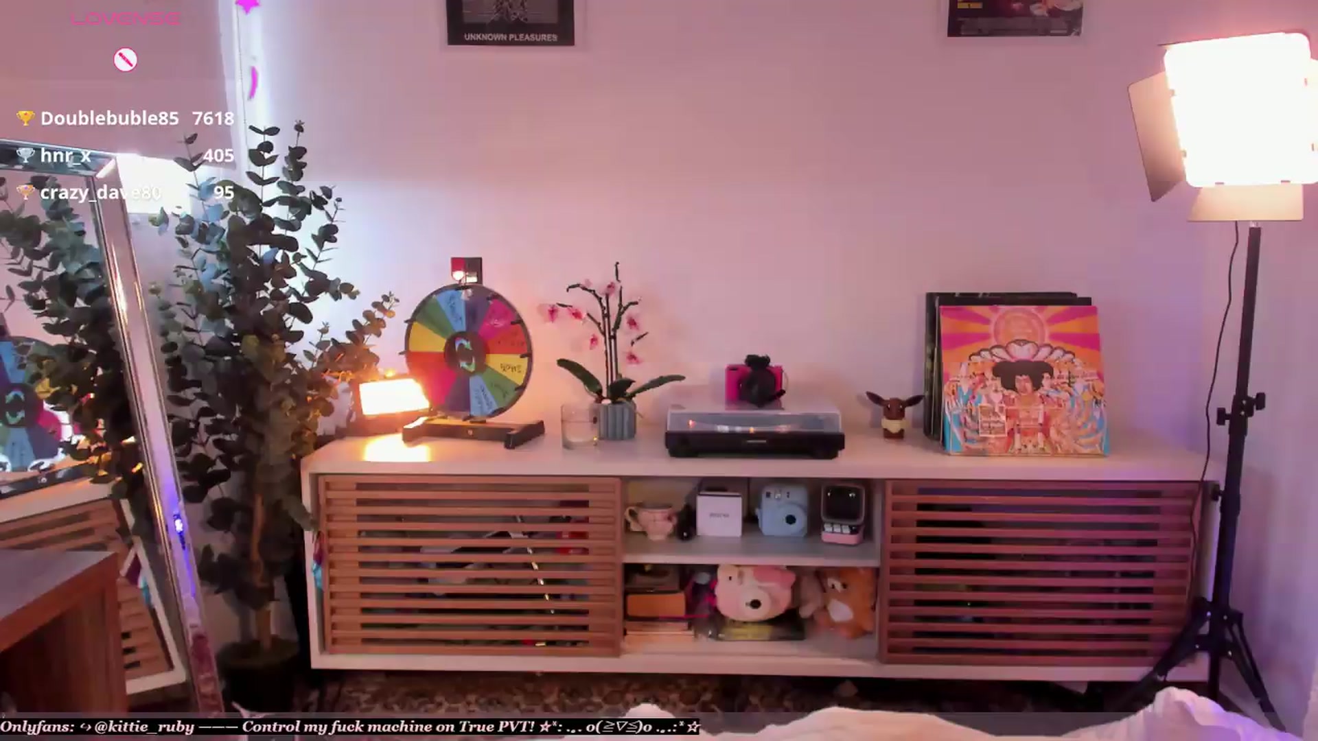Gallery image thumbnail from kittieEVIL's myfreecams stream on, 07/06/2026, 22:03 image 7 of 20