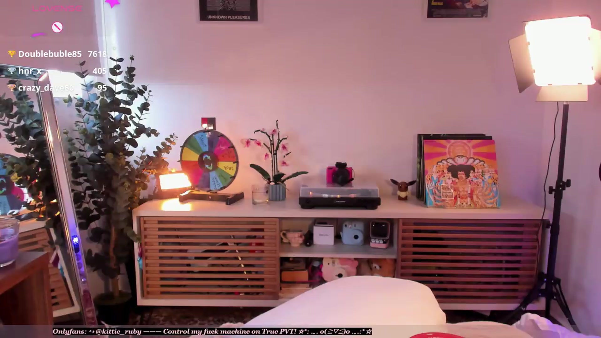 Gallery image thumbnail from kittieEVIL's myfreecams stream on, 07/06/2026, 22:03 image 12 of 20
