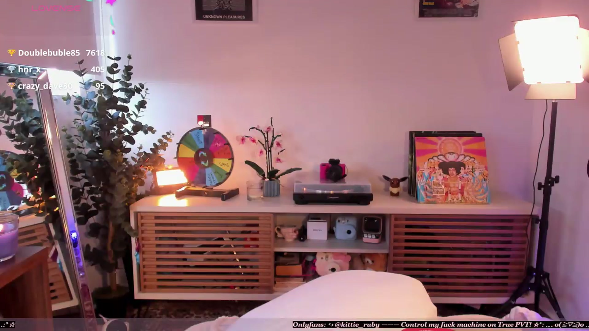 Gallery image thumbnail from kittieEVIL's myfreecams stream on, 07/06/2026, 22:03 image 11 of 20