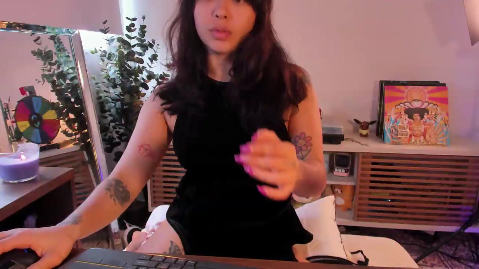 Gallery image thumbnail from kittieEVIL's myfreecams stream on, 07/10/2026, 18:05 image 8 of 20