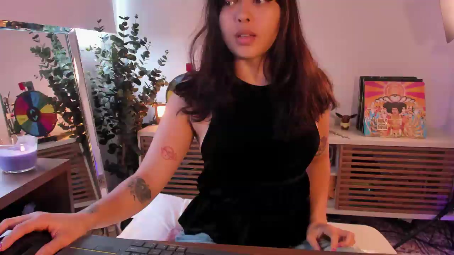 Gallery image thumbnail from kittieEVIL's myfreecams stream on, 07/10/2026, 18:05 image 6 of 20