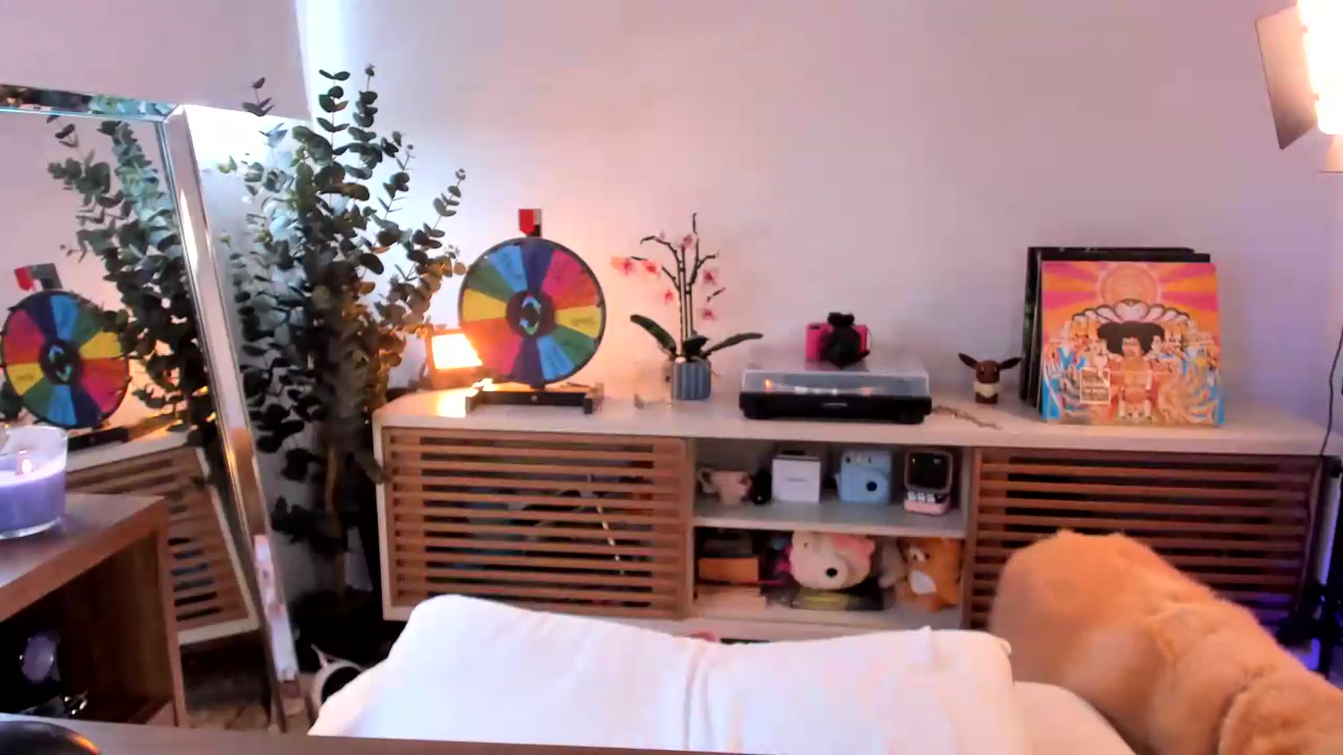 Gallery image thumbnail from kittieEVIL's myfreecams stream on, 07/10/2026, 18:32 image 9 of 20