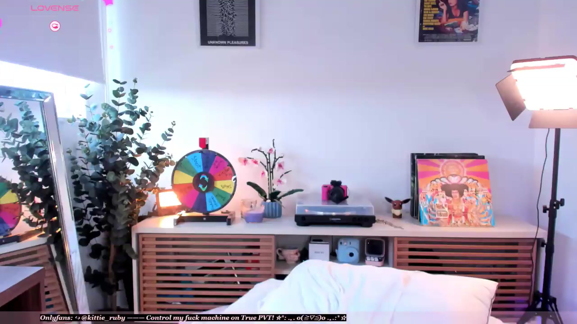 Gallery image thumbnail from kittieEVIL's myfreecams stream on, 07/11/2026, 20:41 image 6 of 20