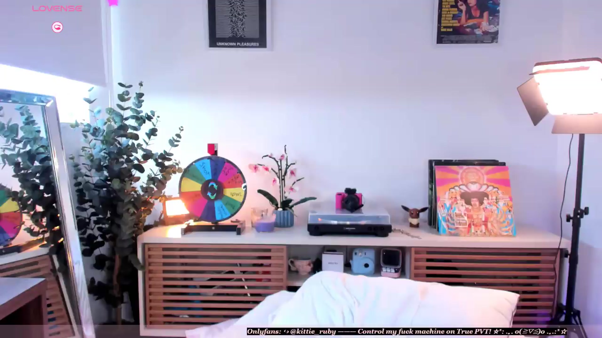 Gallery image thumbnail from kittieEVIL's myfreecams stream on, 07/11/2026, 20:41 image 3 of 20