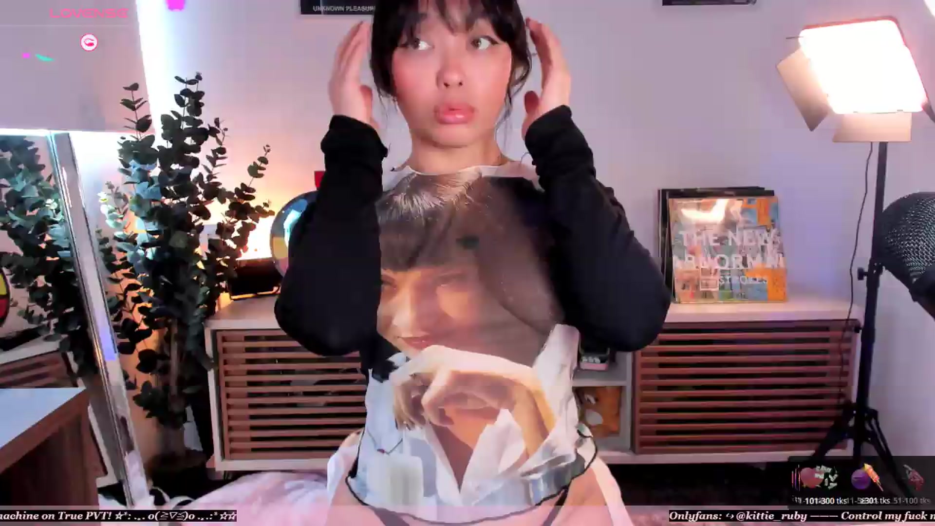 Gallery image thumbnail from kittieEVIL's myfreecams stream on, 07/17/2026, 15:04 image 13 of 20