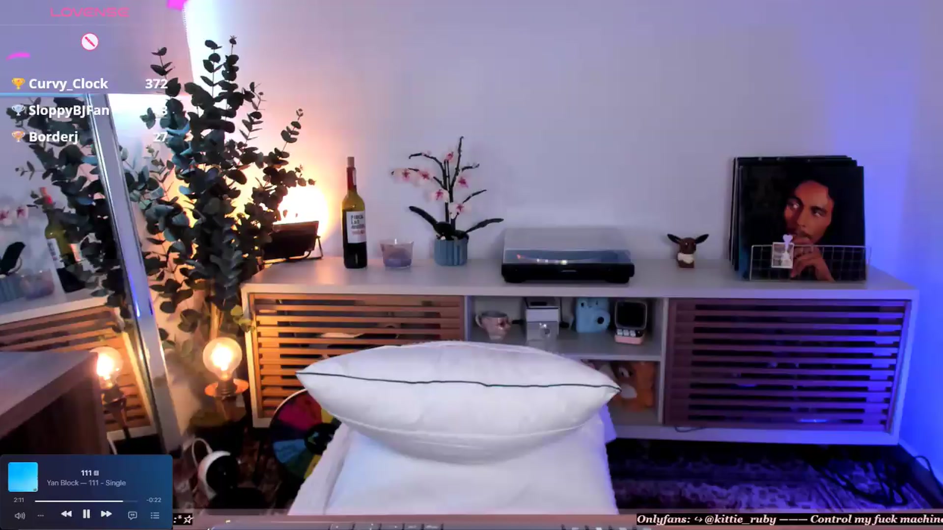 Gallery image thumbnail from kittieEVIL's myfreecams stream on, 08/11/2026, 16:56 image 5 of 20