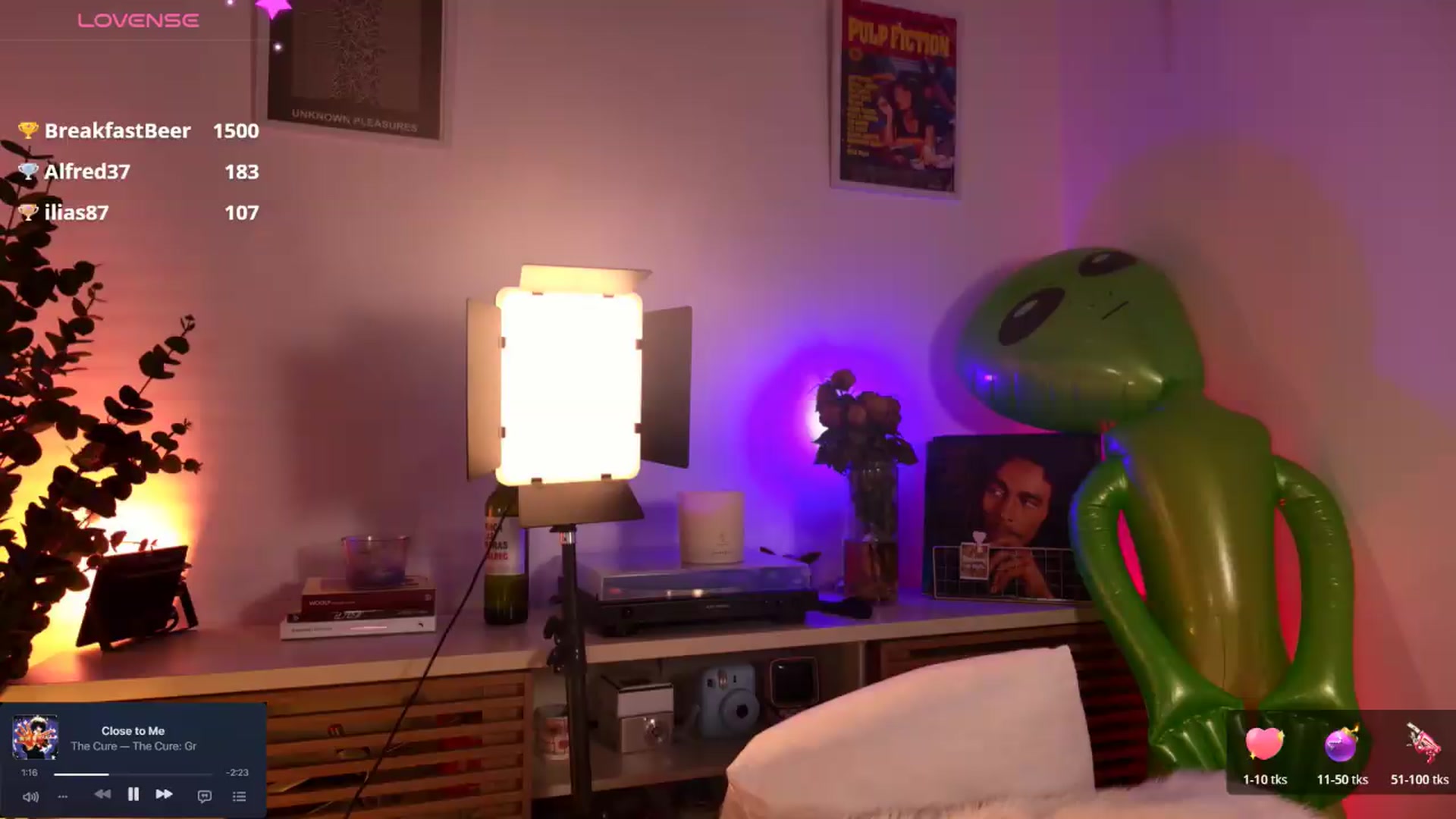 Gallery image thumbnail from kittieEVIL's myfreecams stream on, 09/02/2026, 24:52 image 17 of 20