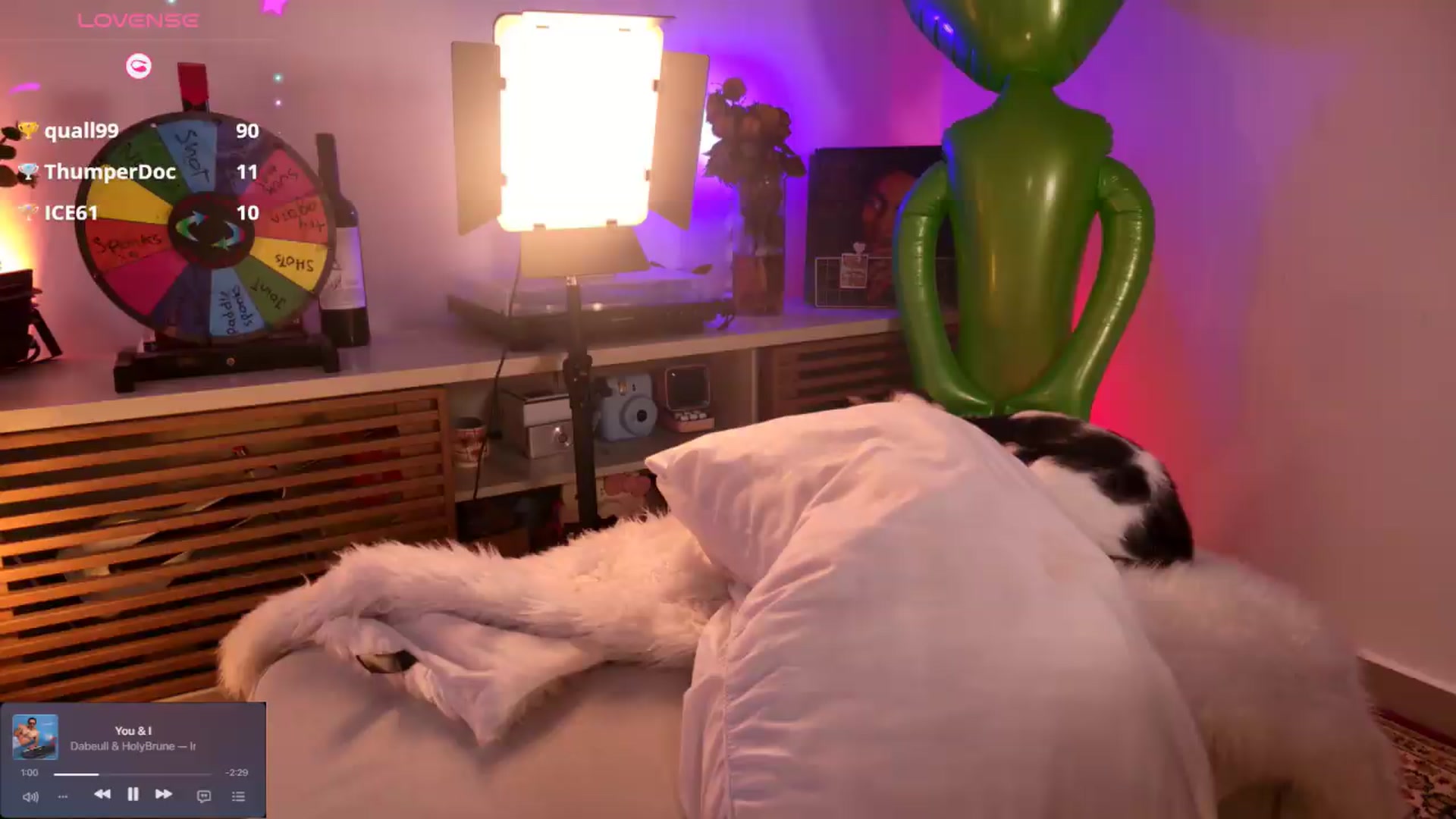Gallery image thumbnail from kittieEVIL's myfreecams stream on, 09/09/2026, 17:50 image 7 of 20