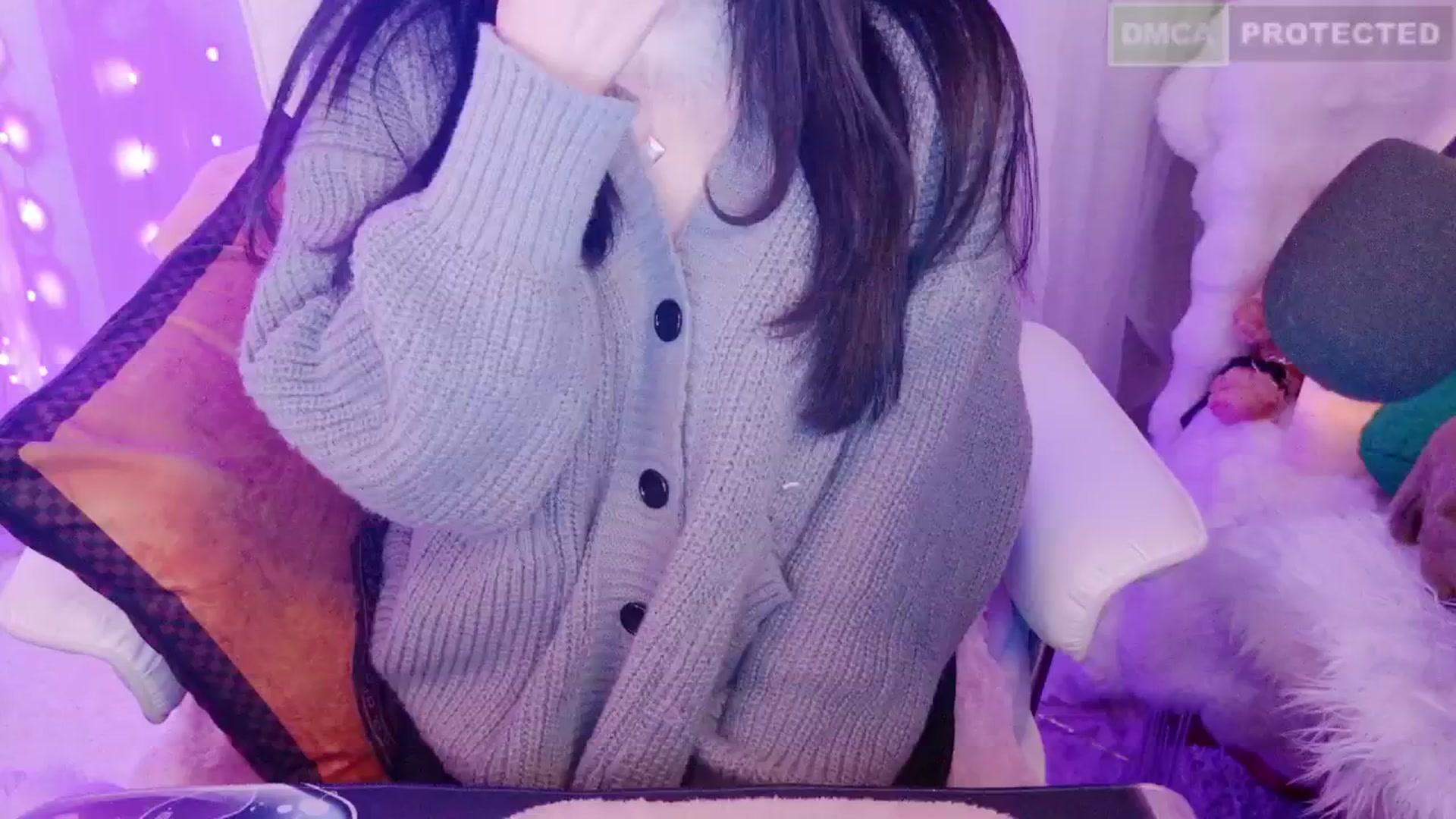 Gallery image thumbnail from kitty_'s myfreecams stream on, 02/01/2025, 08:46 image 20 of 20