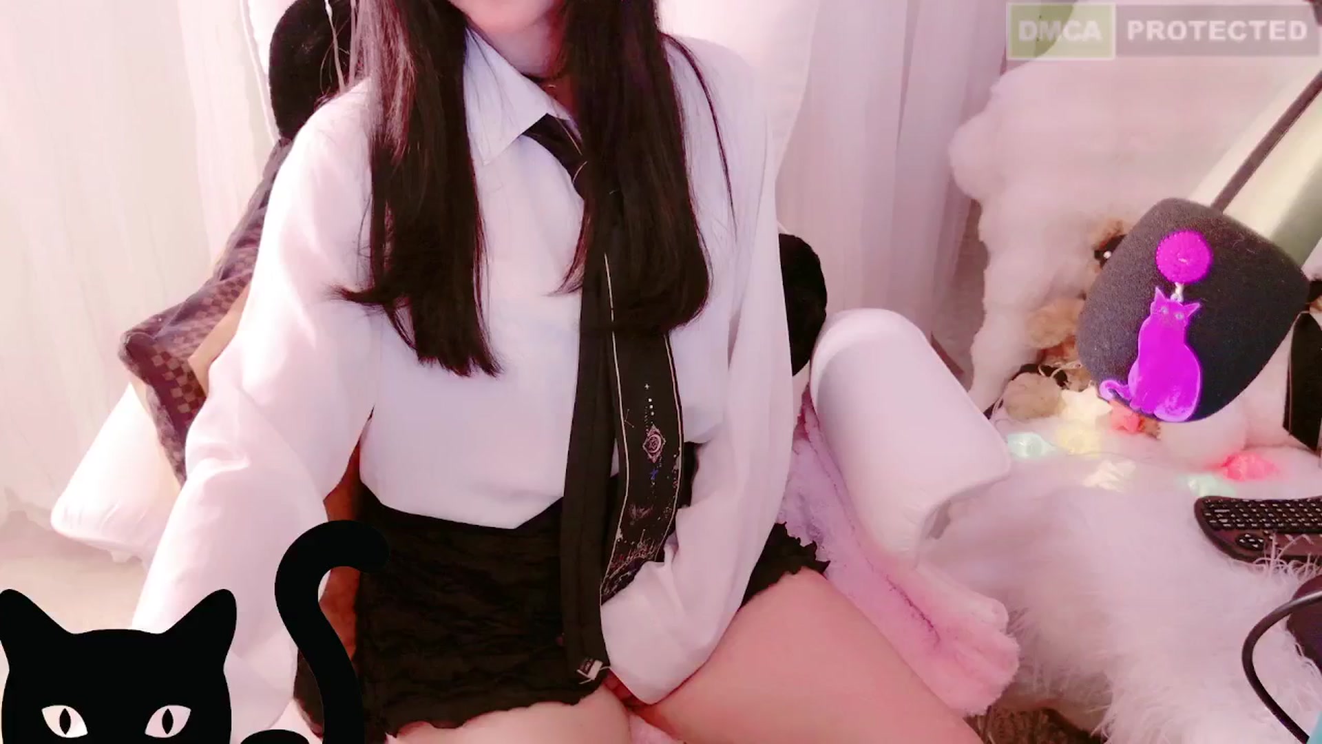 Gallery image thumbnail from kitty_'s myfreecams stream on, 02/02/2025, 06:05 image 12 of 20