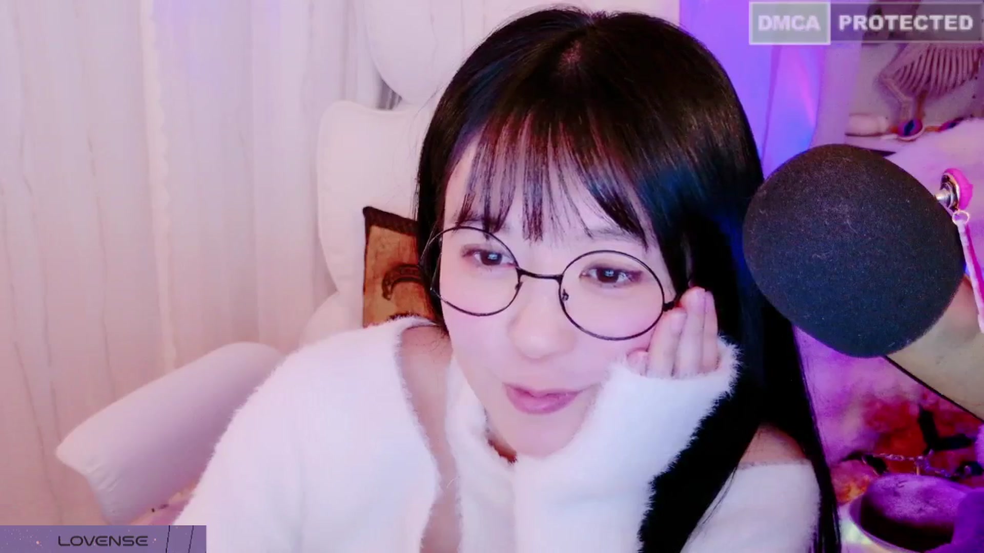 Gallery image thumbnail from kitty_'s myfreecams stream on, 02/09/2025, 07:11 image 17 of 20