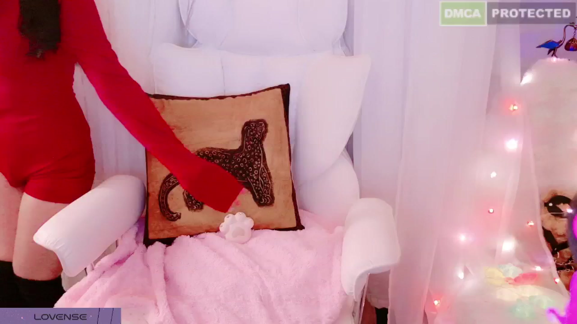 Gallery image thumbnail from kitty_'s myfreecams stream on, 02/15/2025, 06:51 image 11 of 20