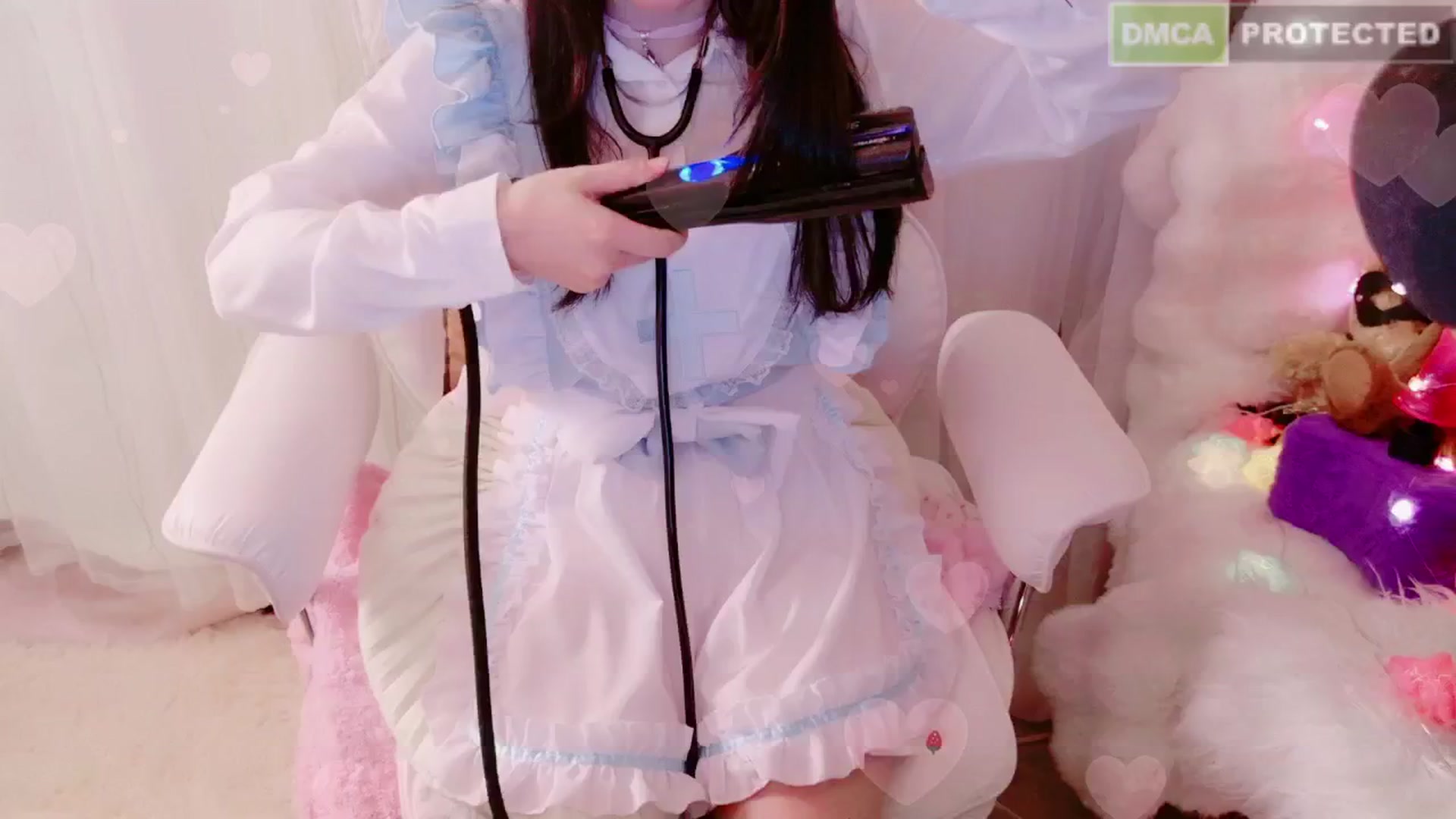 Gallery image thumbnail from kitty_'s myfreecams stream on, 02/16/2025, 05:07 image 17 of 20