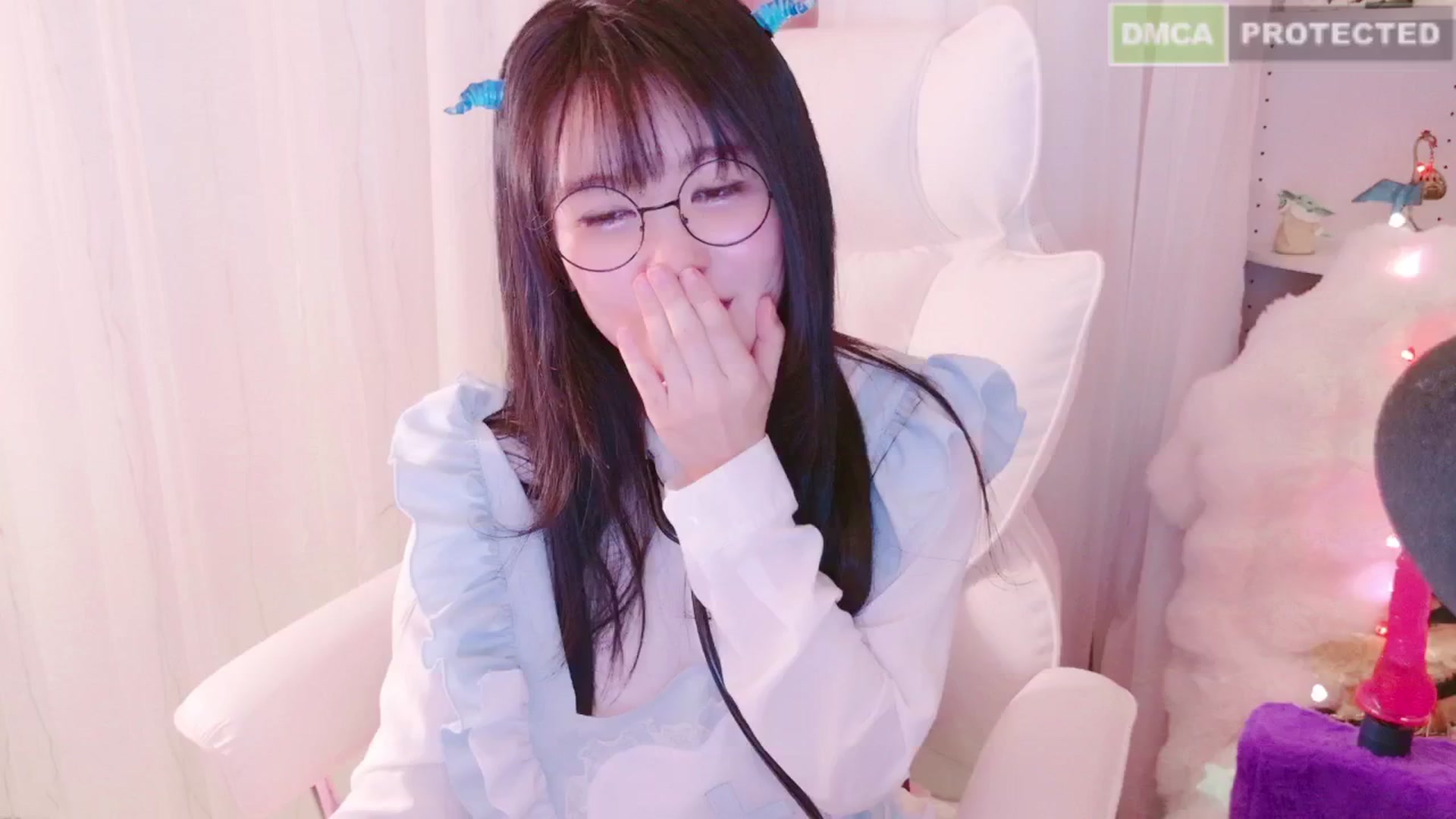 Gallery image thumbnail from kitty_'s myfreecams stream on, 02/16/2025, 06:59 image 7 of 20