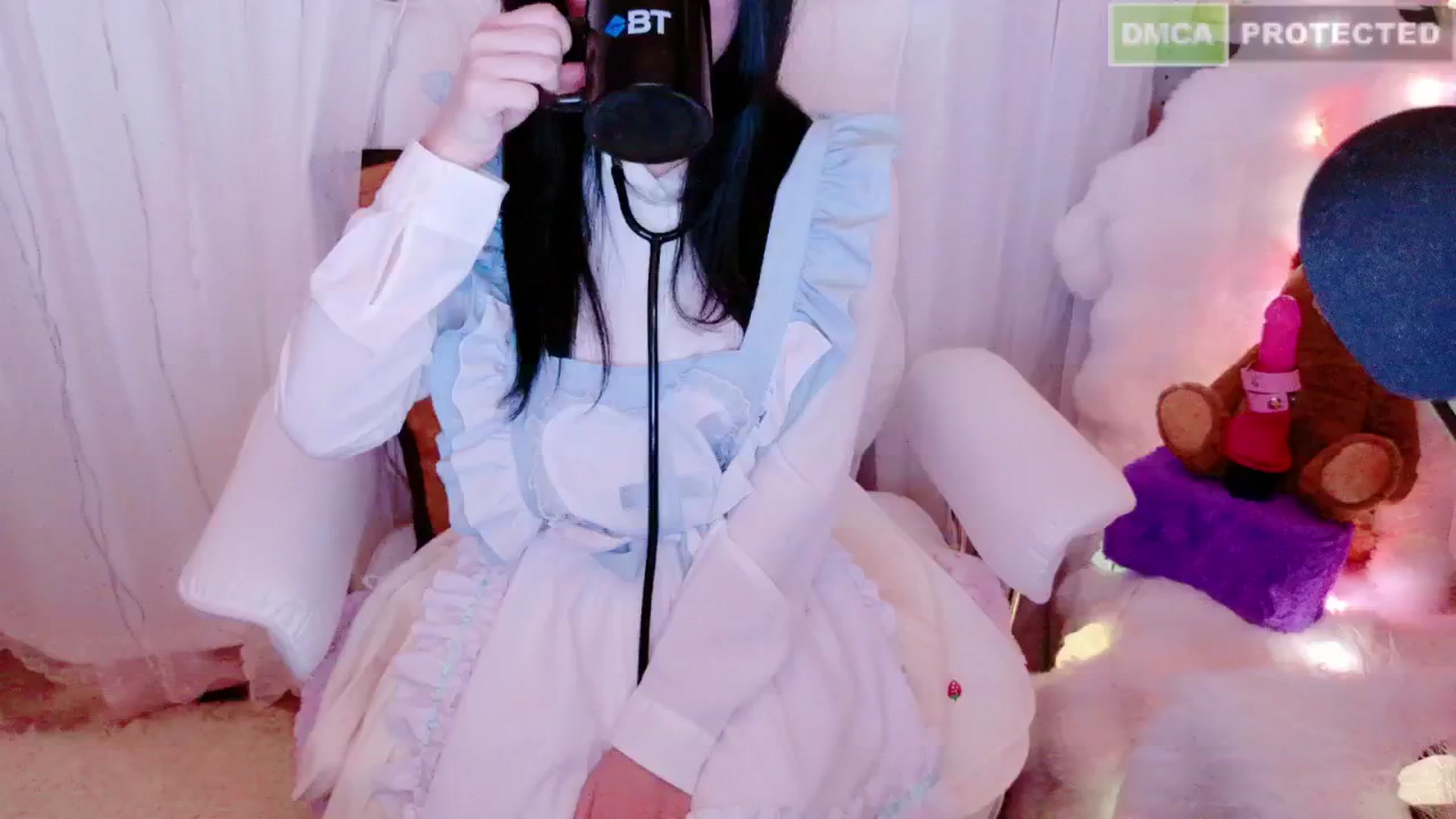 Gallery image thumbnail from kitty_'s myfreecams stream on, 02/16/2025, 06:59 image 16 of 20