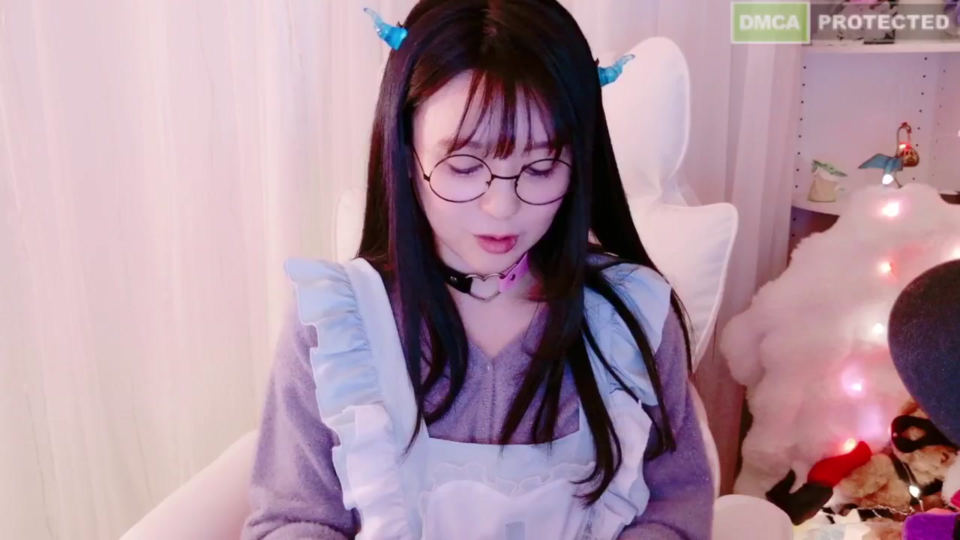 Gallery image thumbnail from kitty_'s myfreecams stream on, 02/16/2025, 09:00 image 9 of 20