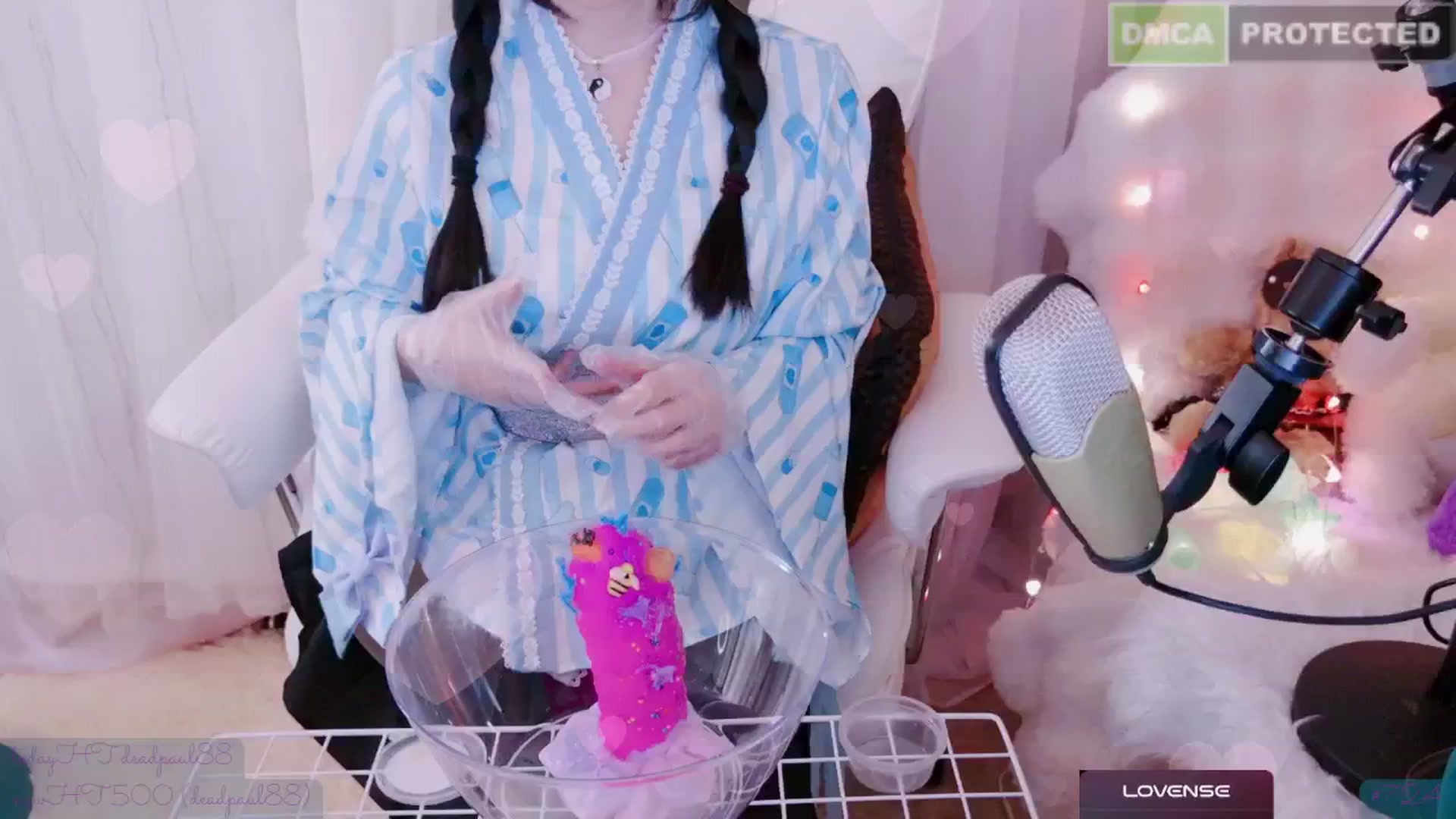 Gallery image thumbnail from kitty_'s myfreecams stream on, 02/23/2025, 06:40 image 6 of 20