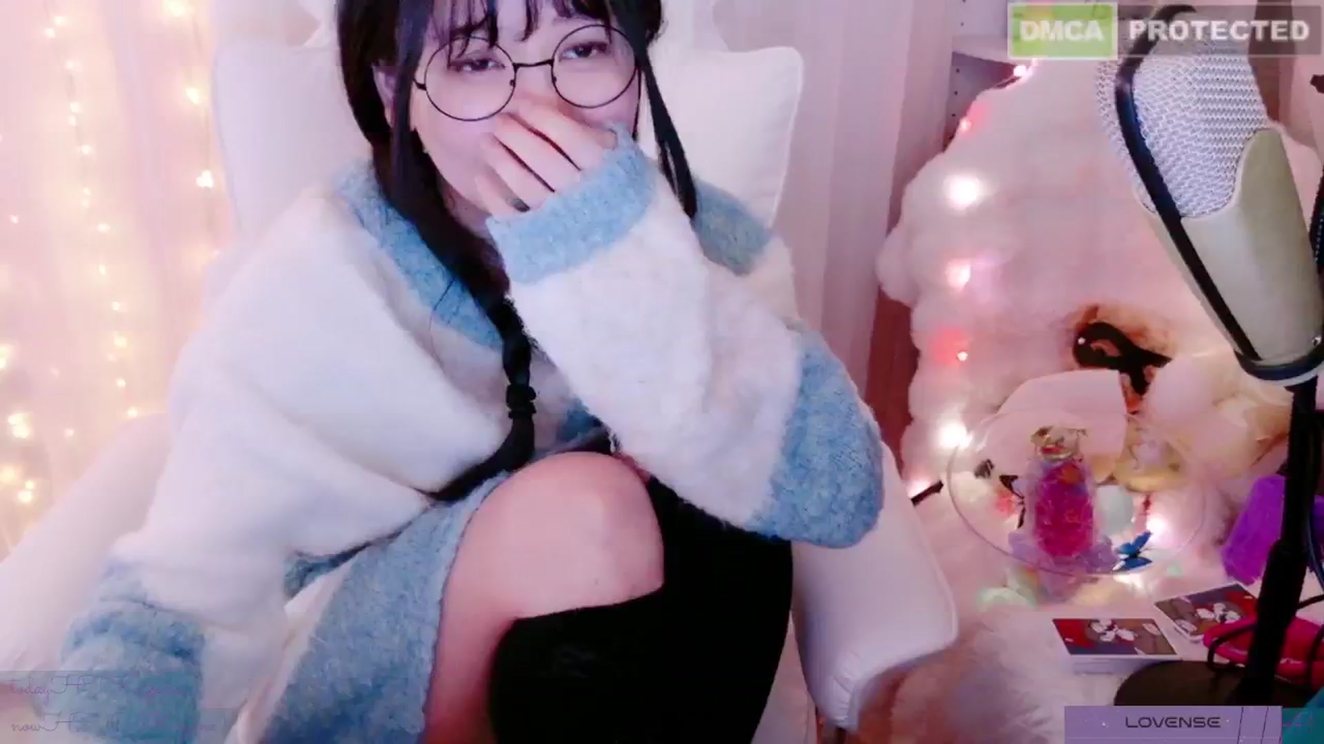 Gallery image thumbnail from kitty_'s myfreecams stream on, 02/23/2025, 09:05 image 10 of 20