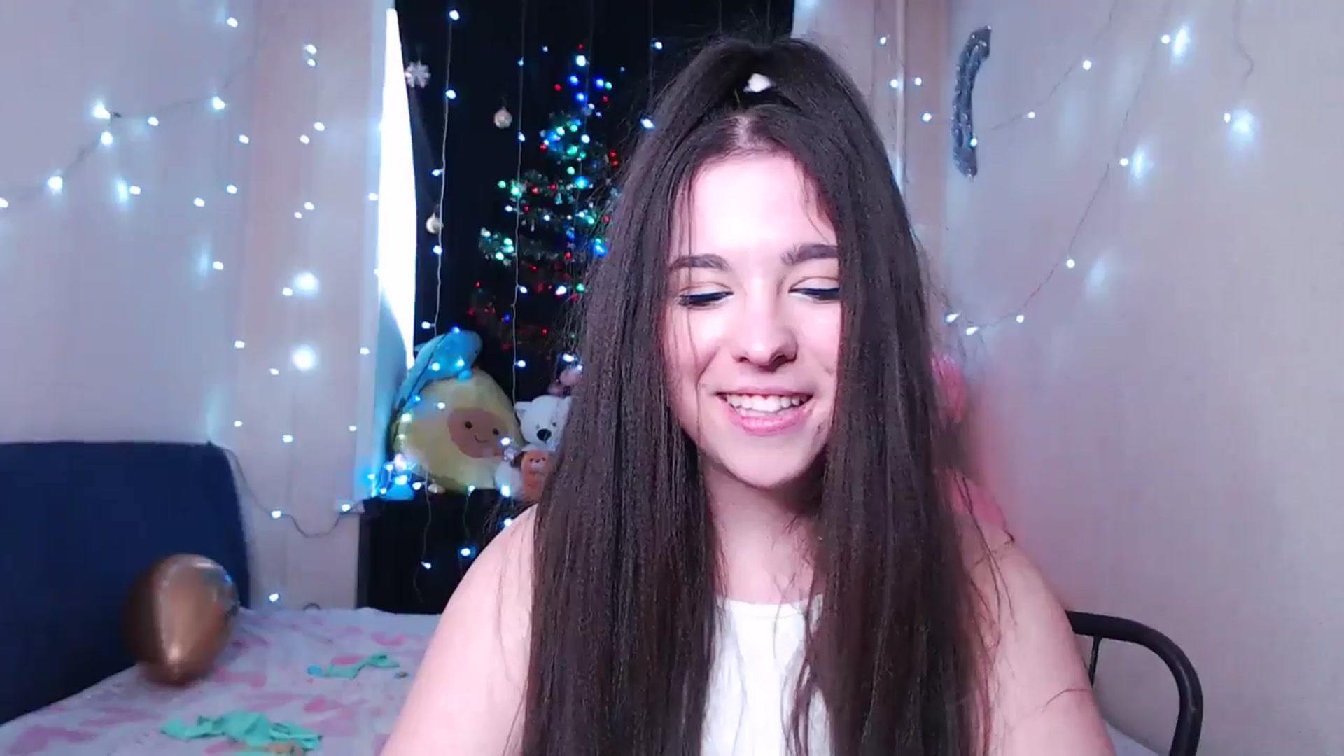 Gallery image thumbnail from kitty_devil's myfreecams stream on, 12/25/2024, 07:58 image 19 of 20
