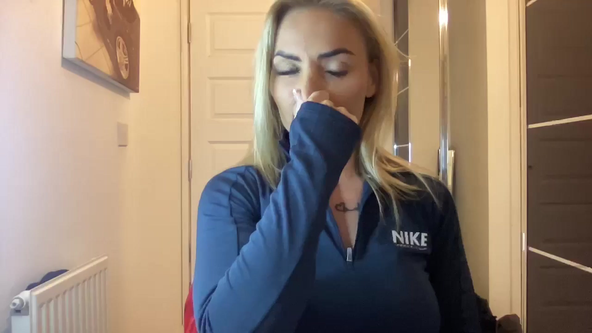 Gallery image thumbnail from kittycatxx's myfreecams stream on, 01/25/2025, 21:08 image 19 of 20