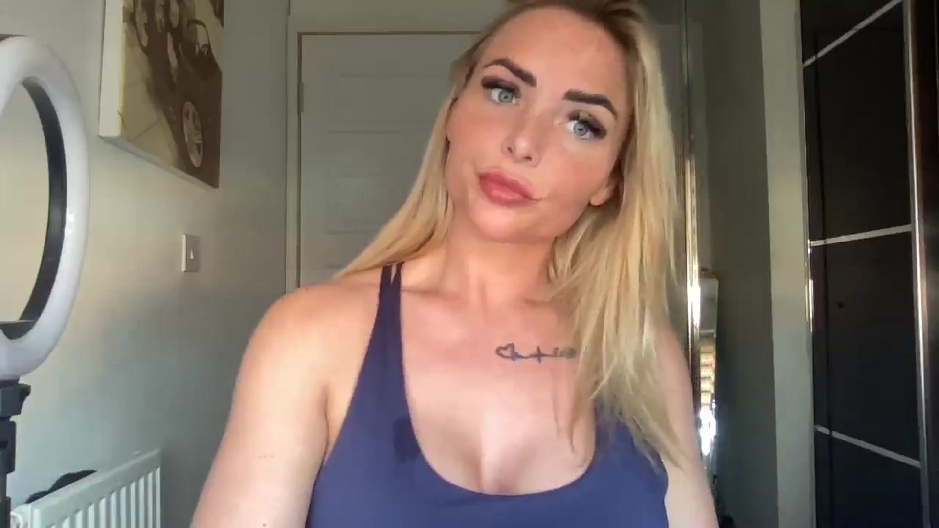 Gallery image thumbnail from kittycatxx's myfreecams stream on, 01/31/2025, 11:07 image 4 of 20