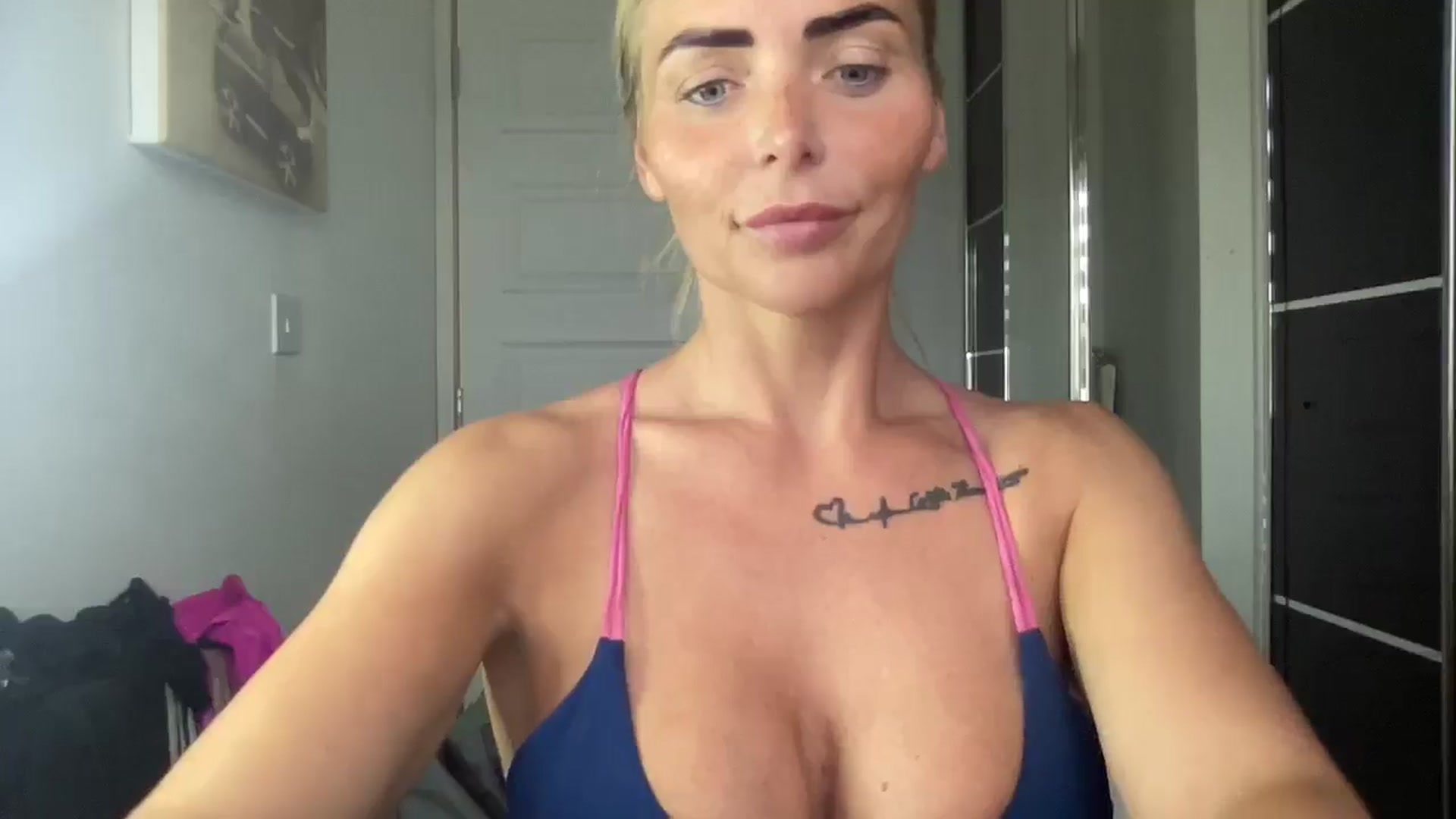 Gallery image thumbnail from kittycatxx's myfreecams stream on, 06/30/2025, 19:25 image 20 of 20
