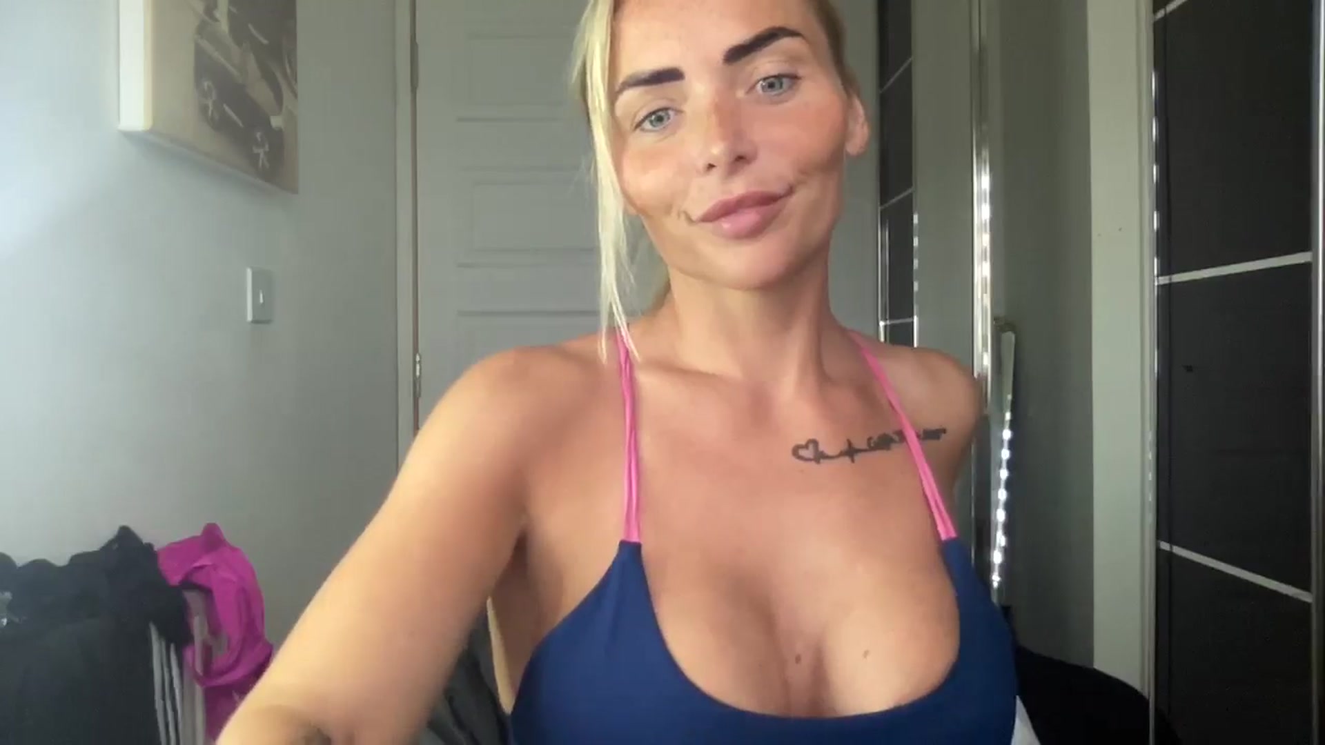 Gallery image thumbnail from kittycatxx's myfreecams stream on, 06/30/2025, 19:42 image 2 of 20
