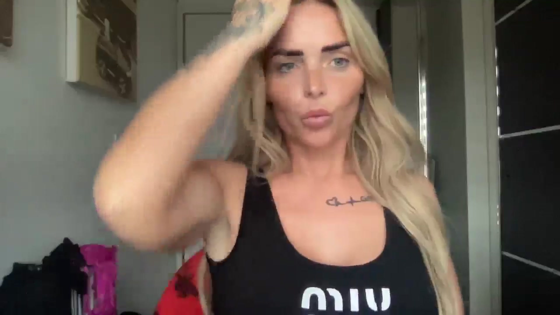 Gallery image thumbnail from kittycatxx's myfreecams stream on, 07/05/2025, 18:58 image 16 of 20