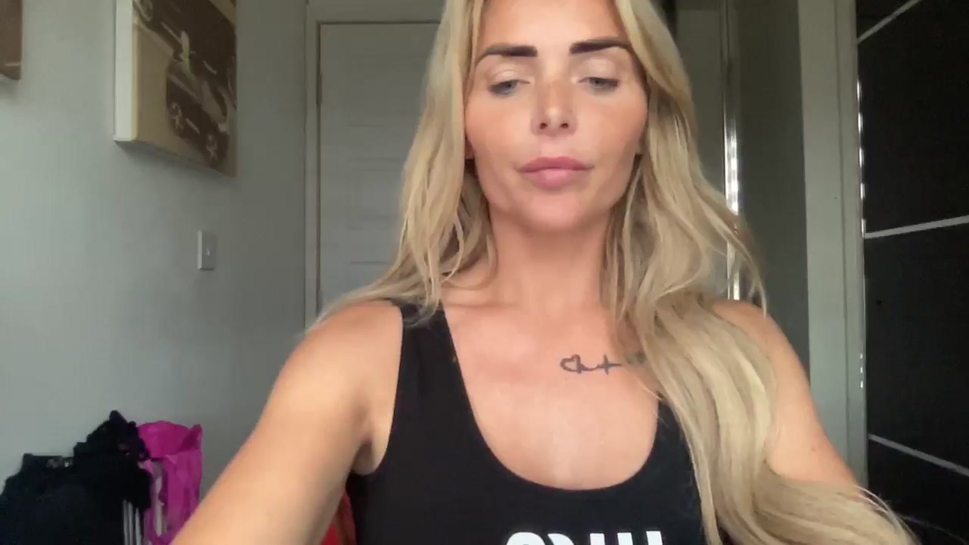 Gallery image thumbnail from kittycatxx's myfreecams stream on, 07/05/2025, 18:58 image 12 of 20