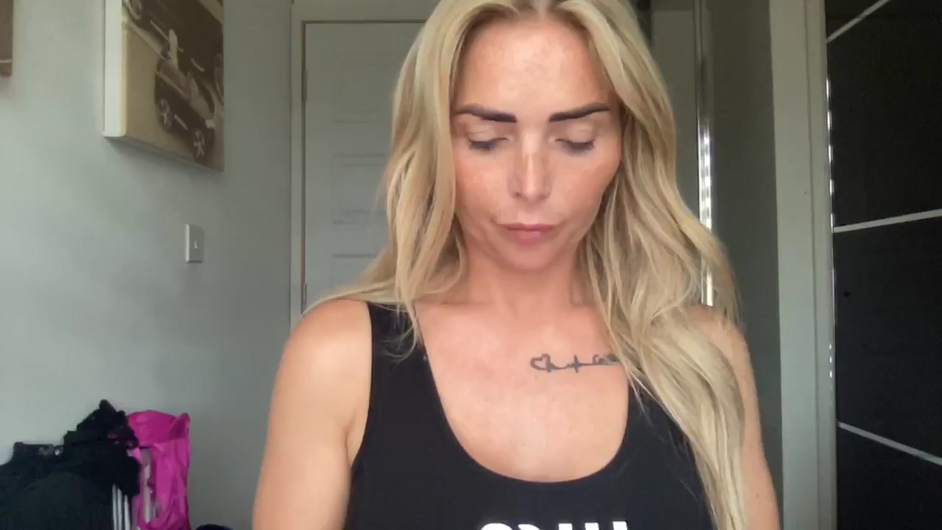 Gallery image thumbnail from kittycatxx's myfreecams stream on, 07/05/2025, 18:58 image 6 of 20