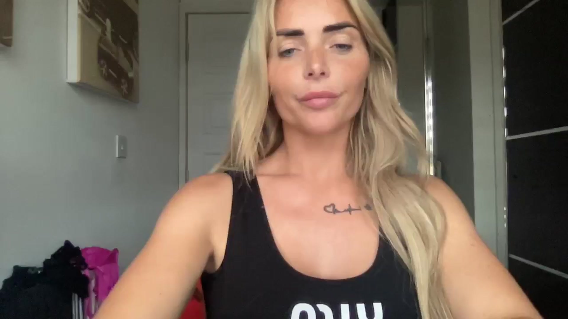 Gallery image thumbnail from kittycatxx's myfreecams stream on, 07/05/2025, 18:58 image 14 of 20