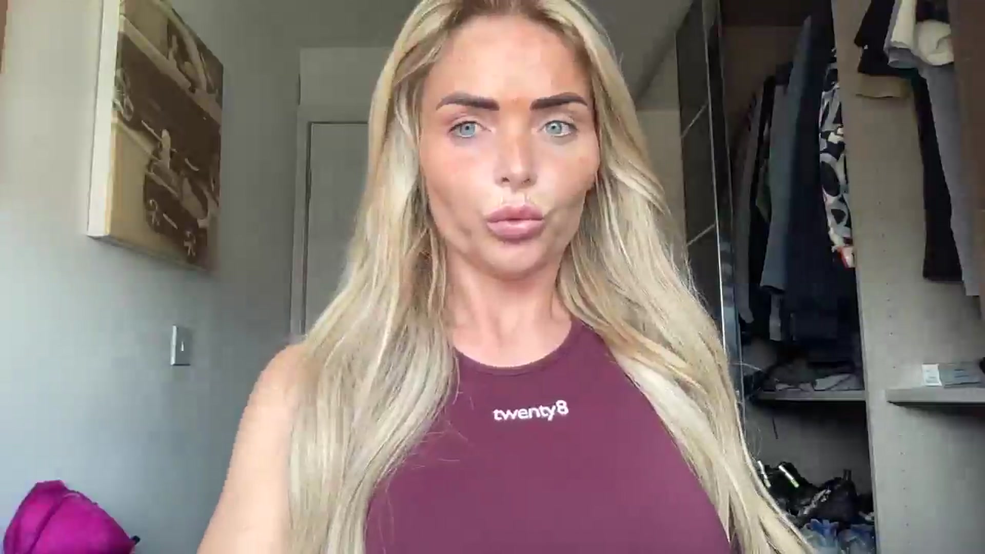 Gallery image thumbnail from kittycatxx's myfreecams stream on, 07/10/2025, 09:41 image 8 of 20