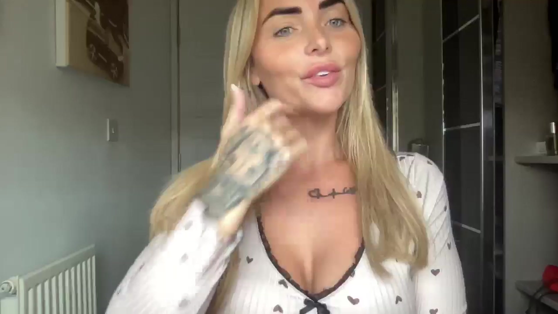Gallery image thumbnail from kittycatxx's myfreecams stream on, 07/23/2025, 09:10 image 9 of 20