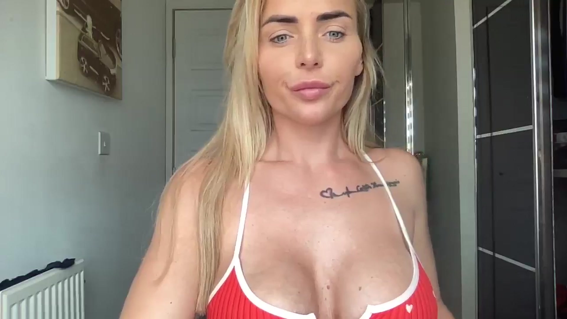 Gallery image thumbnail from kittycatxx's myfreecams stream on, 08/11/2025, 16:02 image 20 of 20