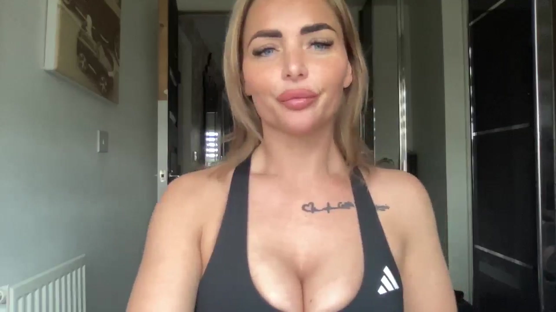 Gallery image thumbnail from kittycatxx's myfreecams stream on, 02/03/2026, 10:48 image 14 of 20