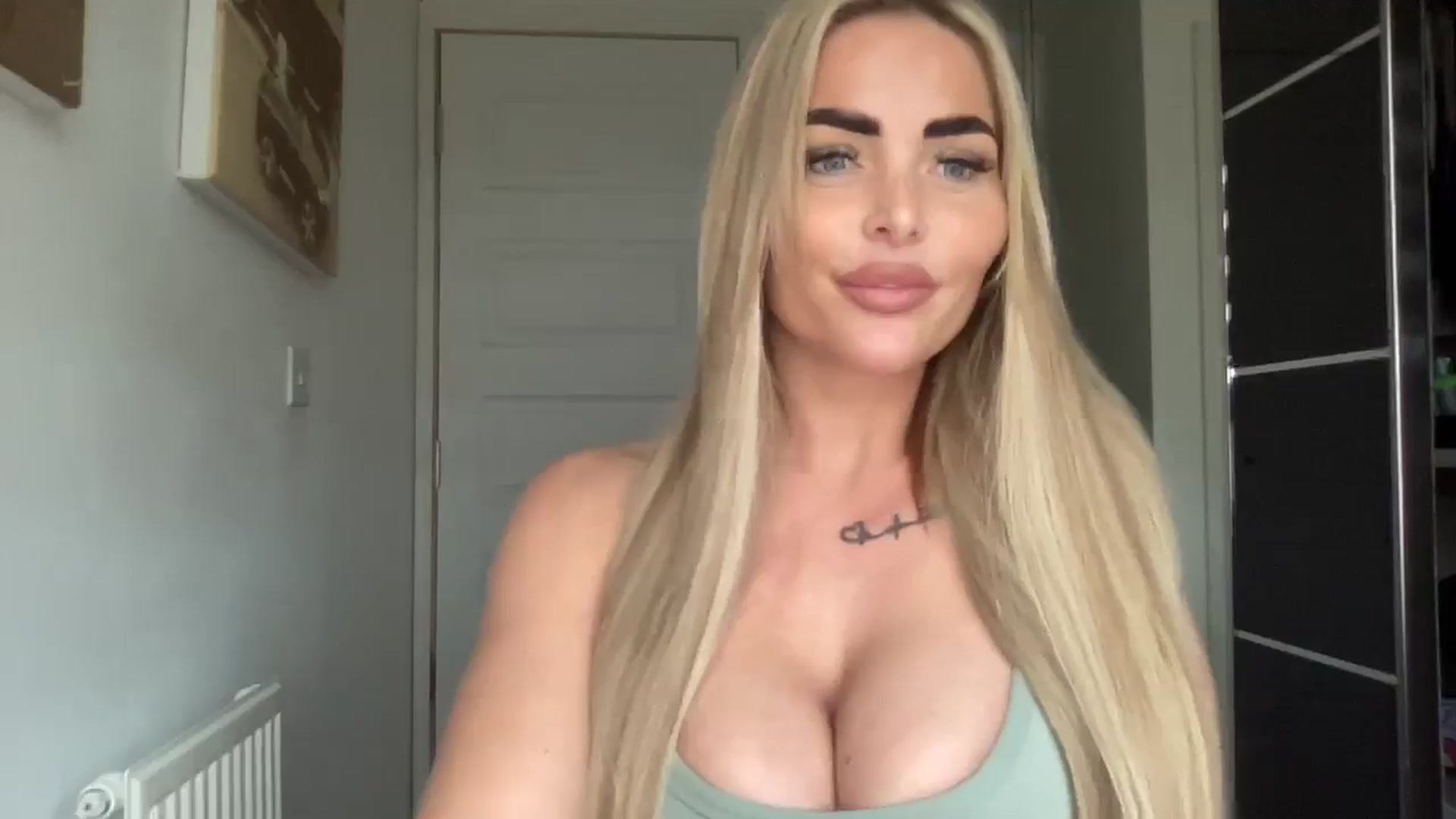 Gallery image thumbnail from kittycatxx's myfreecams stream on, 02/13/2026, 12:31 image 5 of 20