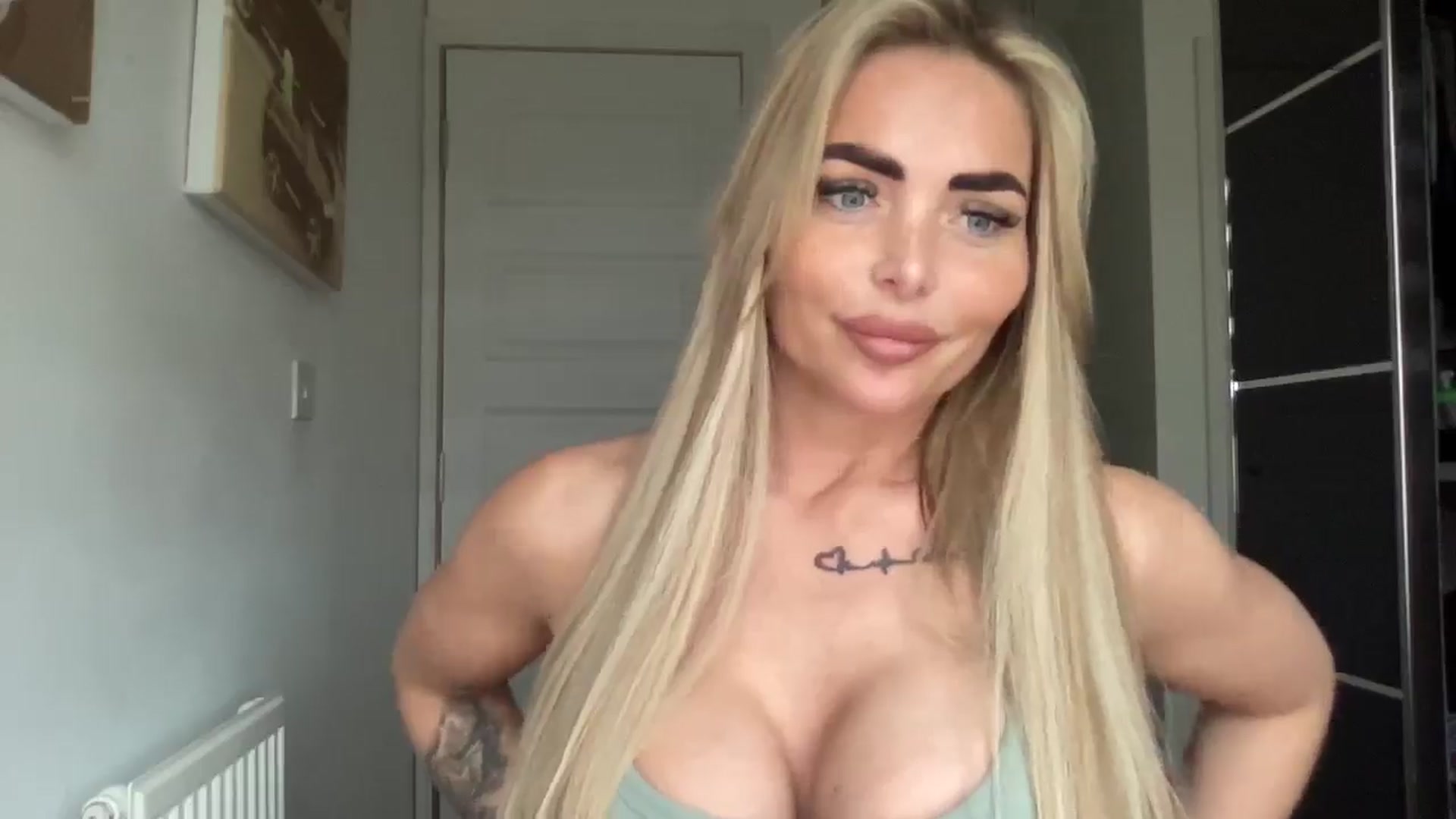 Gallery image thumbnail from kittycatxx's myfreecams stream on, 02/13/2026, 12:31 image 14 of 20