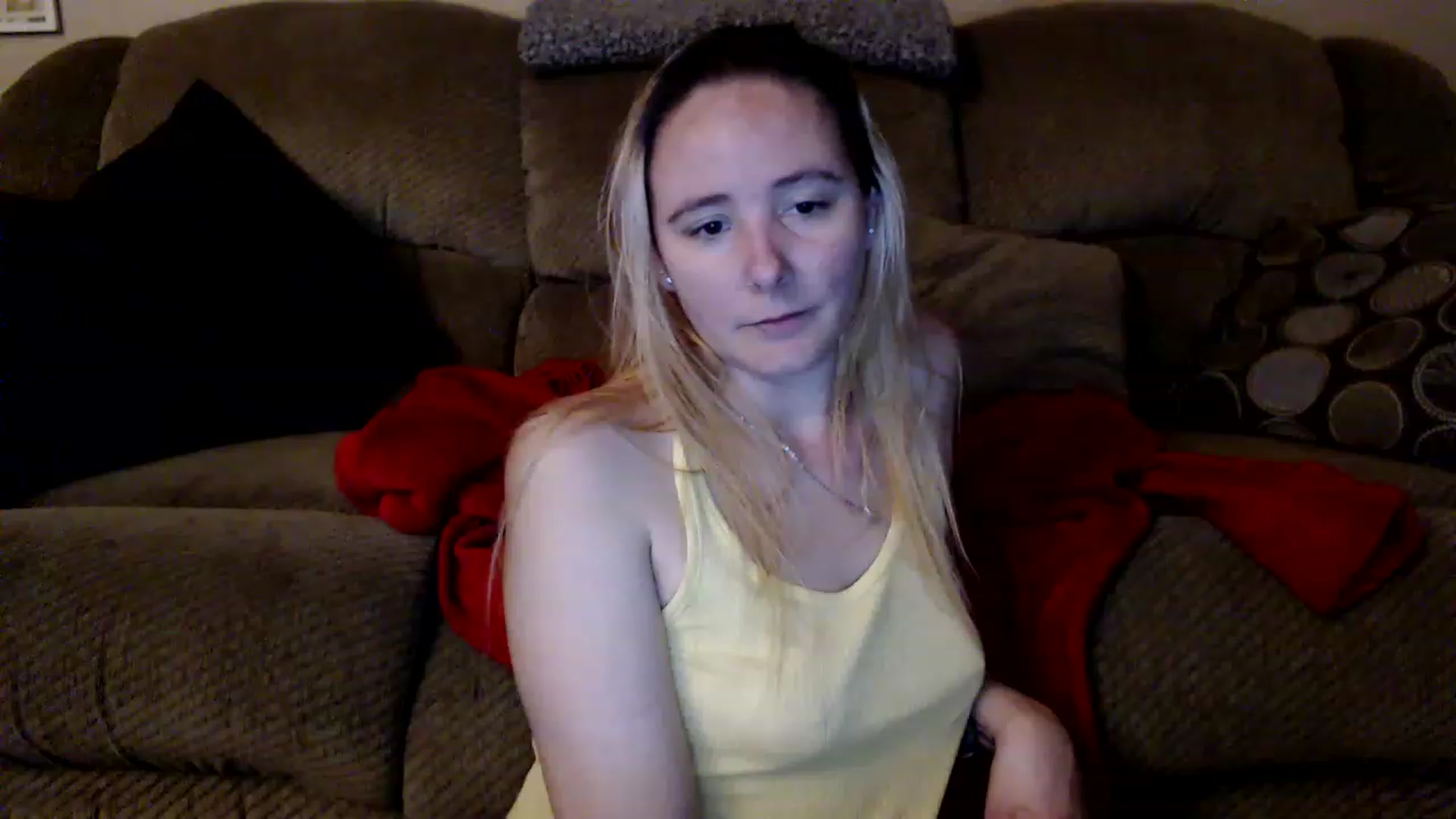 Gallery image thumbnail from kittykimba's myfreecams stream on, 01/17/2023, 07:30 image 15 of 20