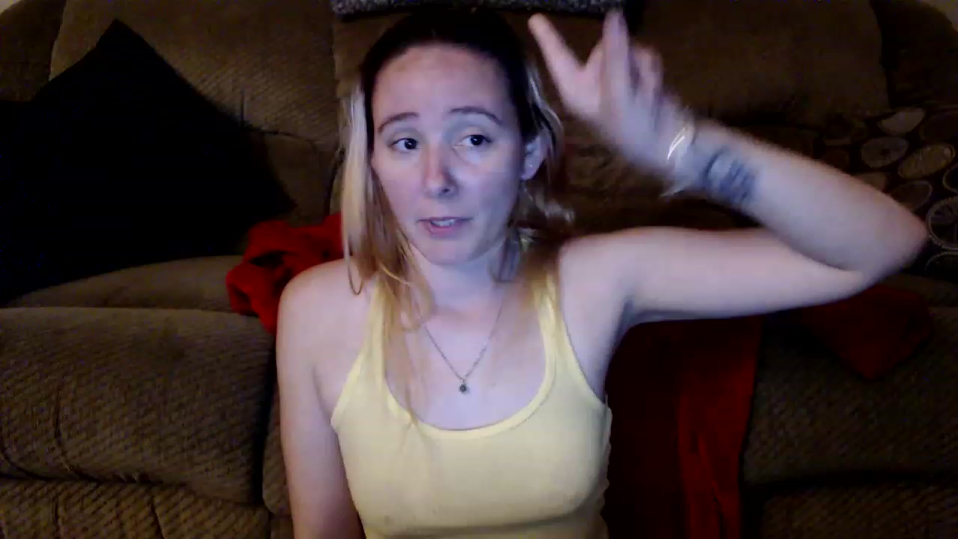 Gallery image thumbnail from kittykimba's myfreecams stream on, 01/17/2023, 07:30 image 11 of 20