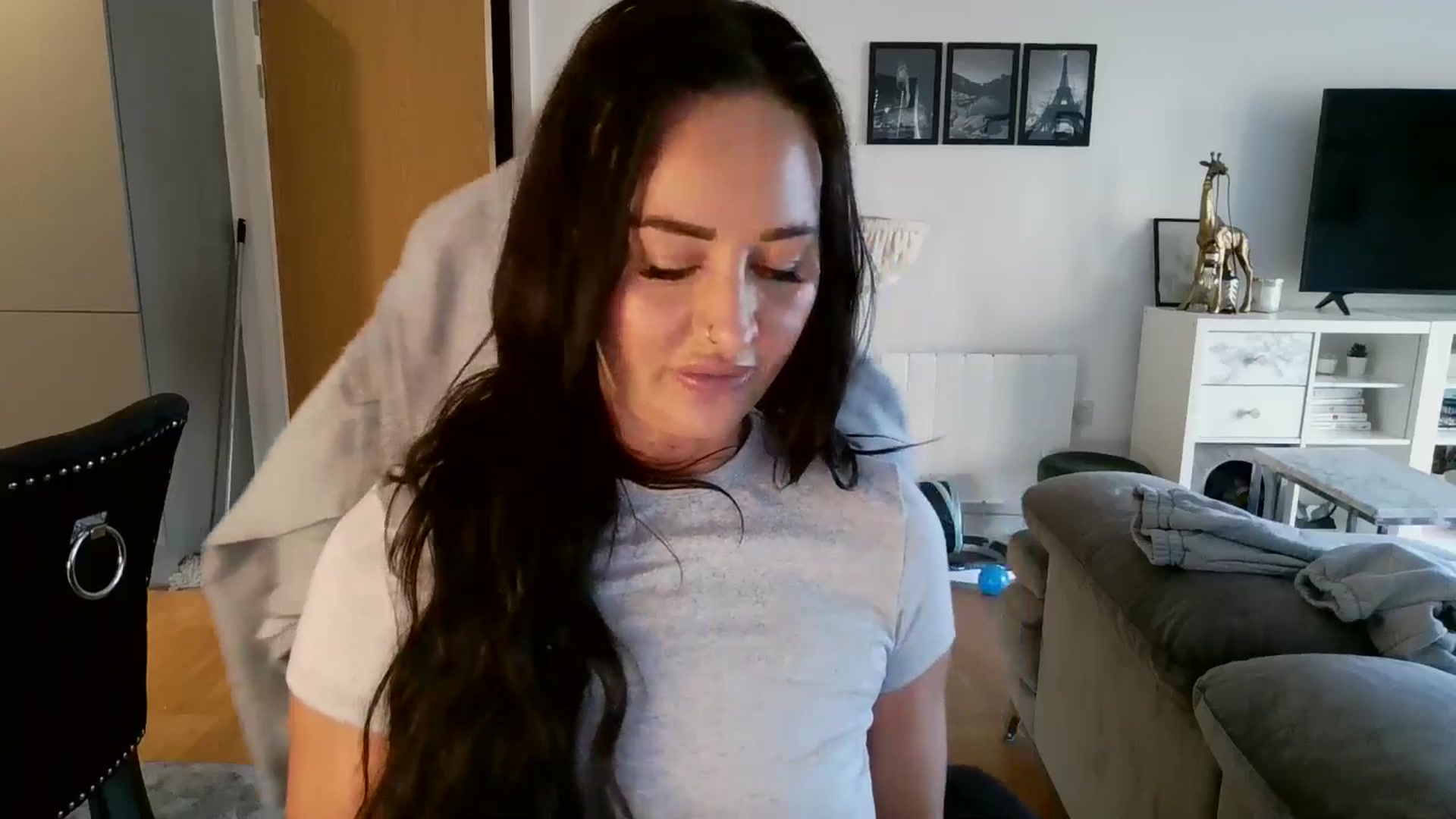 Gallery image thumbnail from kittyviolet's myfreecams stream on, 02/06/2025, 11:19 image 5 of 20