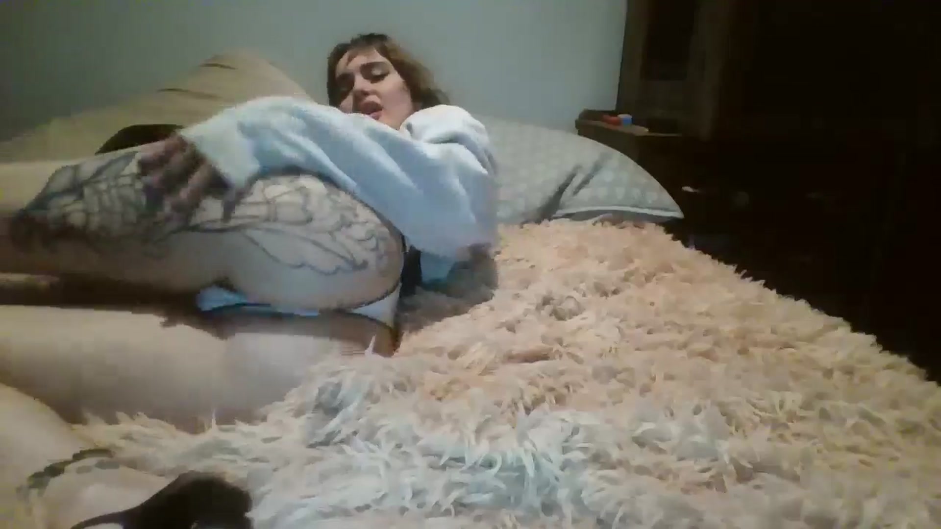 Gallery image thumbnail from kixstix's myfreecams stream on, 08/28/2024, 08:02 image 7 of 20