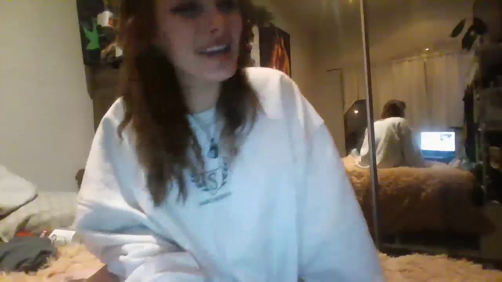 Gallery image thumbnail from kixstix's myfreecams stream on, 08/28/2024, 11:07 image 14 of 20