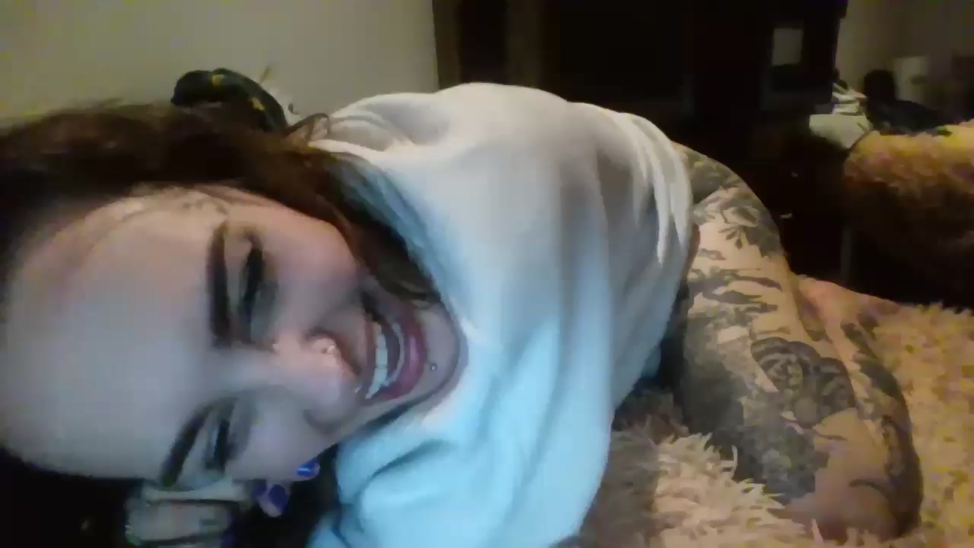 Gallery image thumbnail from kixstix's myfreecams stream on, 08/28/2024, 12:22 image 7 of 20