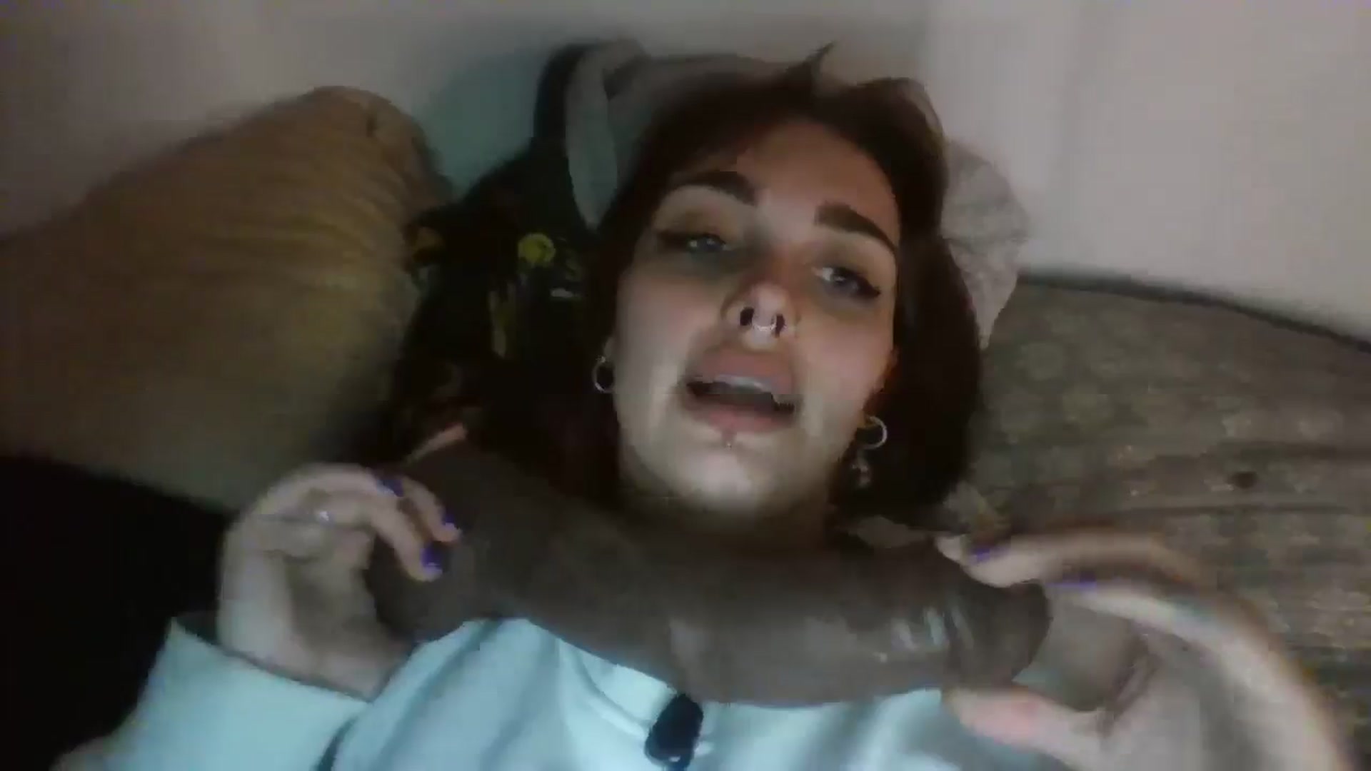 Gallery image thumbnail from kixstix's myfreecams stream on, 08/28/2024, 12:47 image 2 of 20