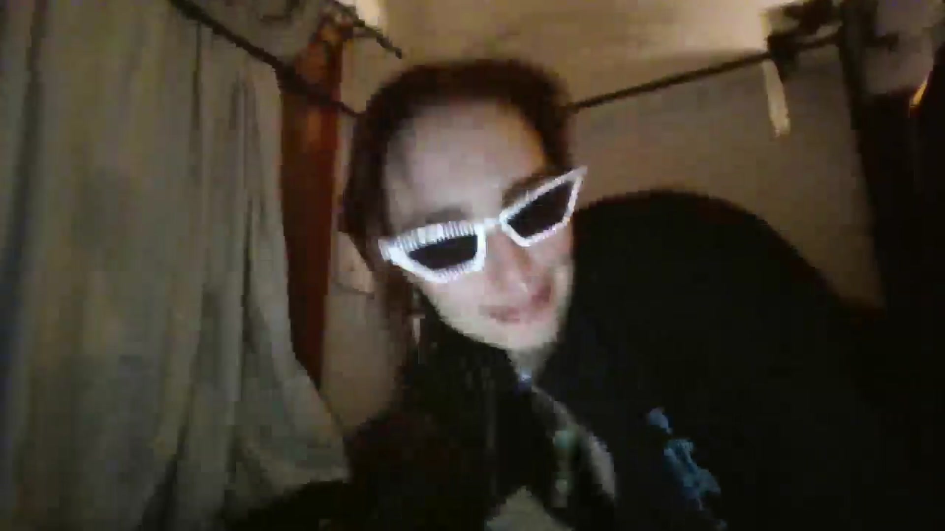 Gallery image thumbnail from kixstix's myfreecams stream on, 12/10/2024, 10:01 image 5 of 20
